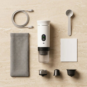 Itens inclusos da cafeteira portatil branca com visor