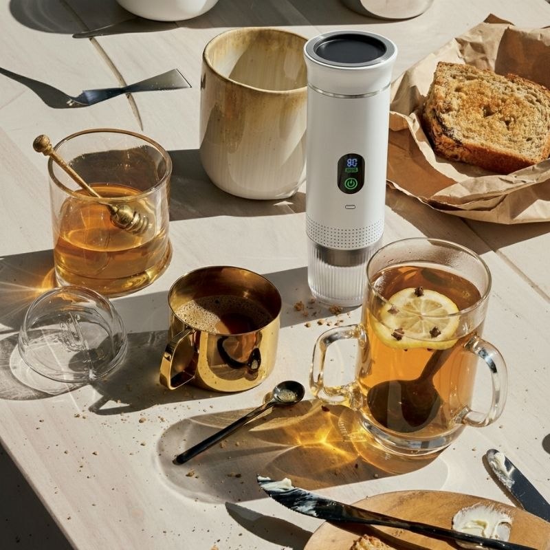 Cafeteira-Portatil-3-em-1-Branca-com-Visor-Lumi-Homi-11