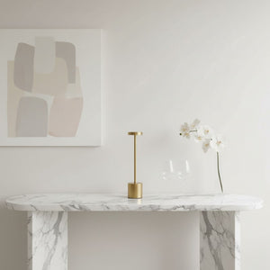 Luminaria-de-Mesa-em-Led-Recarregavel-Dourada-Modelo-Orbi-17