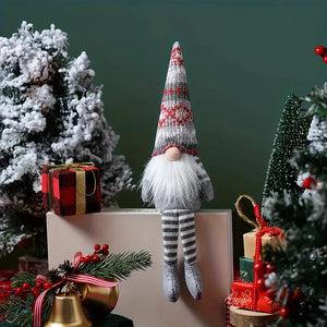 Elfo de Natal com gorro cinza estampado e pernas longas listradas