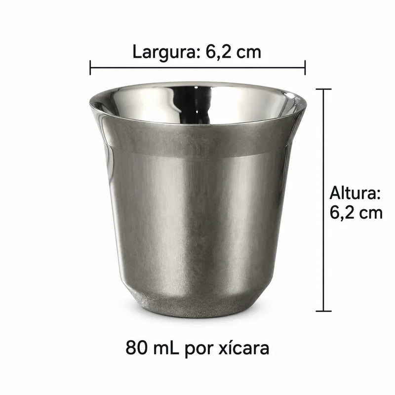 Xícara de café inox cinza Lumi Homi com acabamento prateado, 80 mL, 6,2 cm de altura e 6,2 cm de largura externa em fundo branco