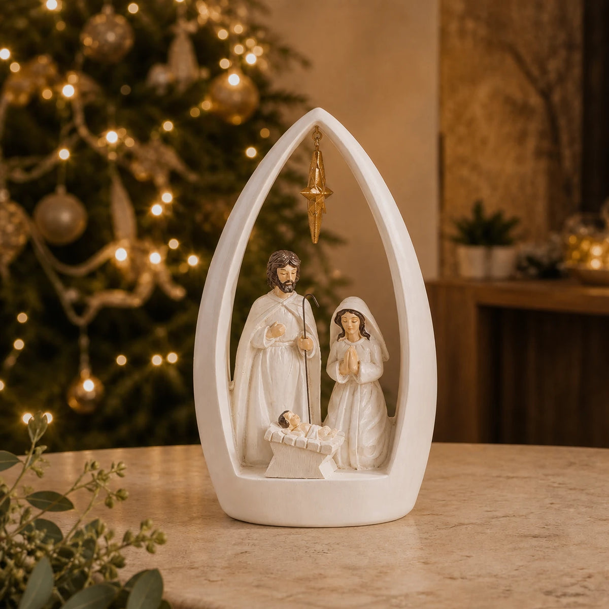 Presépio de Natal Sagrada Família branco em resina em sala natalina